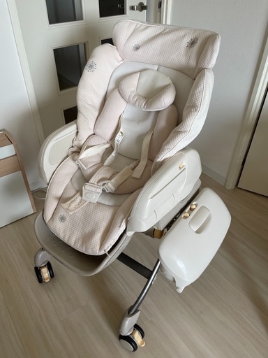 コンビ　電動ハイローチェア