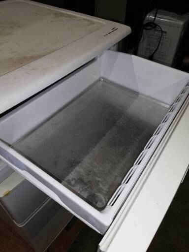 【082508】冷凍庫　サンヨー　HF-12RP(W)形　118L　2009年製【引取限定】
