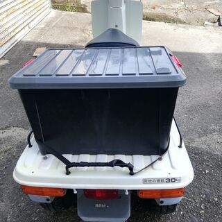 ホンダのジャイロupです。エンジン調子良く出だしから速い車体です。