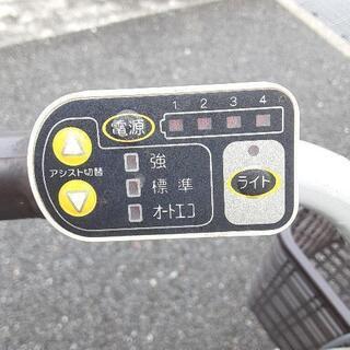 8月-19電動アシスト自転車　ヤマハ　バッテリー　充電器　鍵1本付き　電動自転車