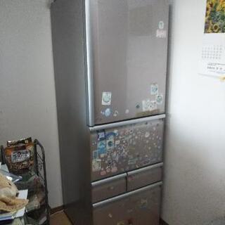 【ネット決済】激安！日立製 家族向け冷蔵庫(まん中野菜室)