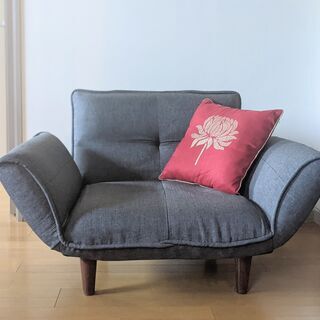 [引き値!!!/Reduced price!!] Reclining Sofa Chair/リクライニングソファー(2年使用)