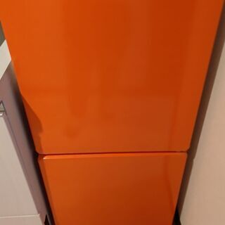 2ドア冷蔵庫（オレンジ色）
