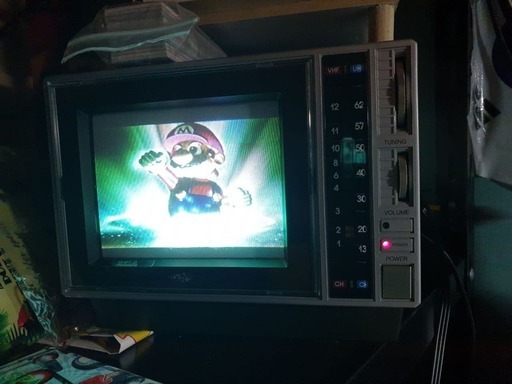 ミニ　ブラウン管　テレビ　CRT