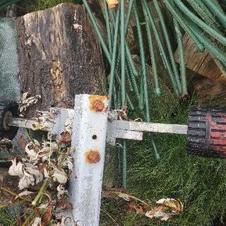 トレーラーのローラー