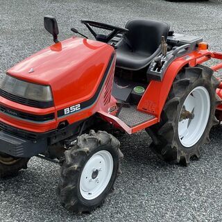 クボタ トラクター B52 4WD ディーゼル 14.9馬力 モンローマチック