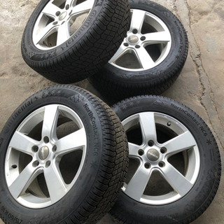 【再掲載】215/60-16  スタッドレスタイヤ