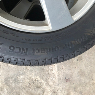 【再掲載】215/60-16  スタッドレスタイヤ