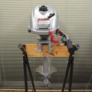 極上 新品同様 ホンダ 2馬力 船外機 BF2D 4ストローク船外機 箱、