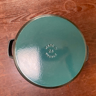 ストウブ　staub