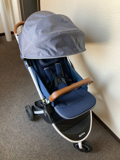 アップリカ 3輪ベビーカー 美品 | procomm.ca