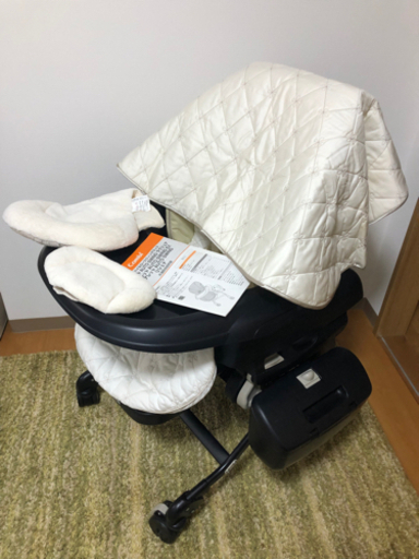 コンビ電動ハイローチェア ラグジュア