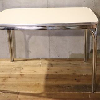 未使用品◇PENNY JAPAN (ペニージャパン)よりダイナーテーブルのご紹介 
