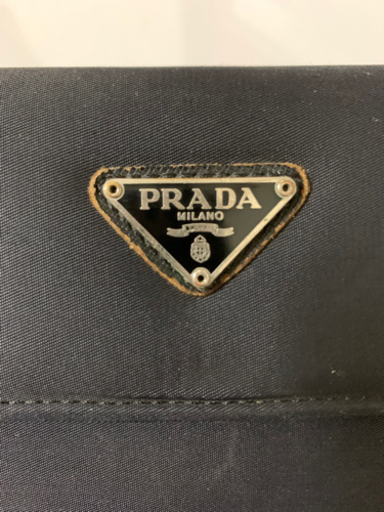 PRADA 長財布