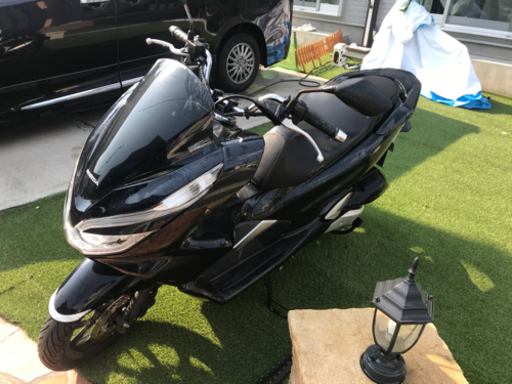 PCX125 2018年式（キーレスタイプ）【5200km走行】値引きなし