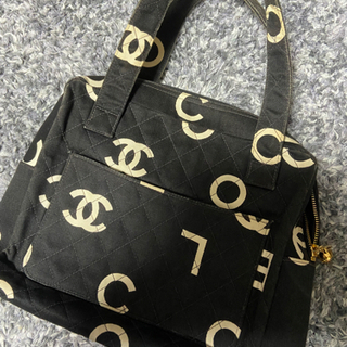 値下げしました！ CHANEL シャネル 廃盤商品 鞄 シリアルナンバーあり 