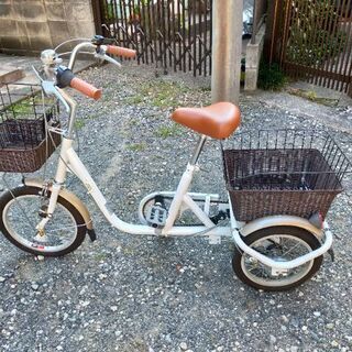 三輪自転車　シニア　高齢者