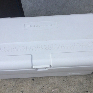 Rubbermade クーラーボックス  