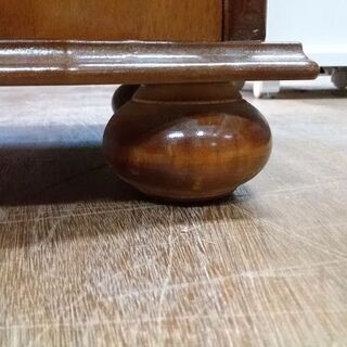 【愛品倶楽部柏店】　クラシック象嵌オープンチェスト　イタリア製　丸脚　【問い合わせ番号　１５５-０１８００２　００２】