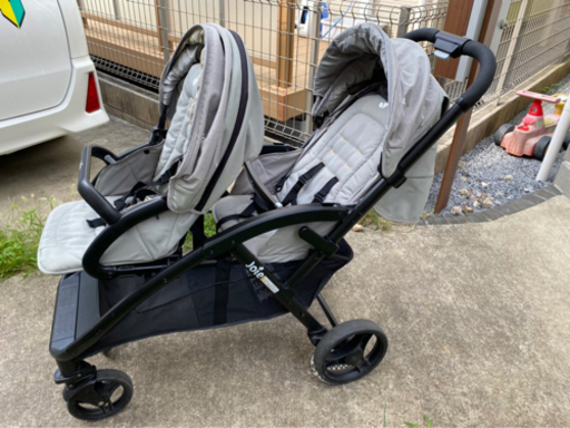 joie（ジョイー）エヴァライトデュオ　2人乗りベビーカー　双子　年子