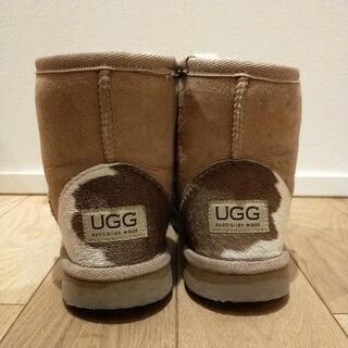 半額以下！ UGG ムートン アグ