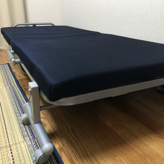 折り畳み　シングルベッド