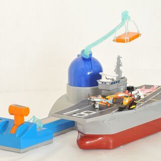 〈値下げしました！〉プレーンズの船型のおもちゃと空飛ぶおもちゃ
