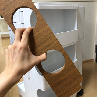 【良品】ボビーワゴン 3段5トレー