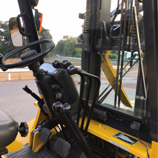 三菱　フォークリフト　FD20 バケット付き