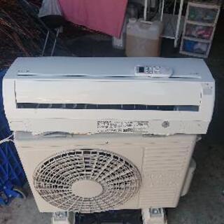 🉐激安エアコン🉐 日立 2015年製 8〜12畳用✨✨ - 家電 