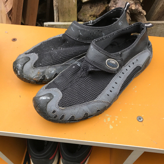川釣り用の靴