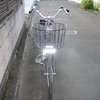 年式は古いですが現役バリバリの電動自転車です。若干の値引き交渉受け