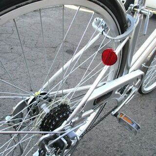 自転車 27インチ シルバー シティサイクル 6段変速 LEDライト カゴ付き 