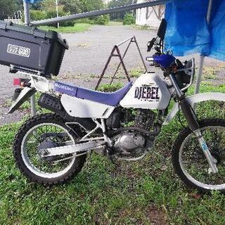 ジェベル200