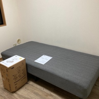 未使用品　ニトリ　シングルベッド（95×195×41）＋布団セット
