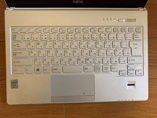 買得】富士通 LIFEBOOK SH75/T 第5世代Core™ i5-5200U WD新品SSD250GB