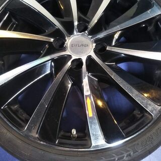 17インチ 小型車/スモールカー 人気の ブラ＆ポリ色 PCD100 パッソ ルーミー ヴィッツ bB フィット ノート ヤリス アクア キューブ デミオ【年代物】195/40R17 中古4本