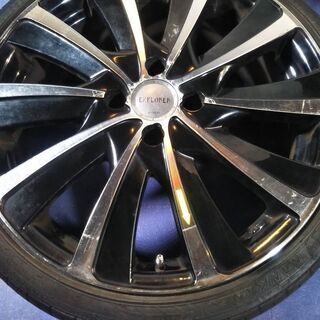 17インチ 小型車/スモールカー 人気の ブラ＆ポリ色 PCD100 パッソ ルーミー ヴィッツ bB フィット ノート ヤリス アクア キューブ デミオ【年代物】195/40R17 中古4本