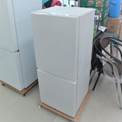 USED　アクア　126L　2ドア冷蔵庫　AQR-E13J（W）