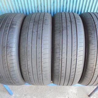 ヨコハマ BluEarth-GT　215/55R17　4本 6～7分溝