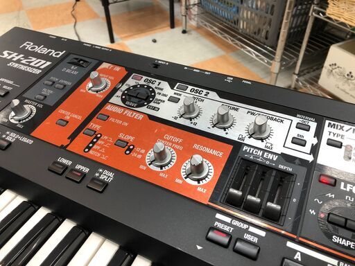 Roland ローランド SH-201 アナログモデリングシンセサイザー ※クリーニング済み ※動作不良箇所あり※ジャンク扱いとなります