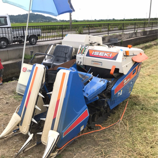 農機具 コンバイン