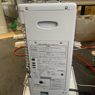 P3356　シーズン前セール！ 通常34800円→31800円　動作確認済み♪ トヨトミ　2017年製　HR-650F 煙突式石油ストーブ　木造17畳 コンクリート27畳 プラクラ東区本町店　札幌