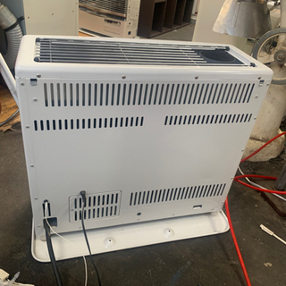 P3356　シーズン前セール！ 通常34800円→31800円　動作確認済み♪ トヨトミ　2017年製　HR-650F 煙突式石油ストーブ　木造17畳 コンクリート27畳 プラクラ東区本町店　札幌