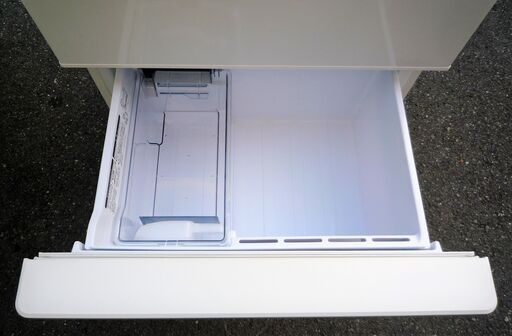 ☆ハイアール Haier AQUA AQR-SV24G 238L 3ドアノンフロン冷凍冷蔵庫