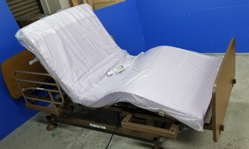 《電動介護ベッド》RRベッド 3モーター マットレス サイドレール付き (消毒メンテナンス済) 《松下電工》
