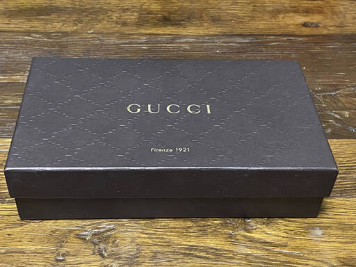 新品Gucci財布
