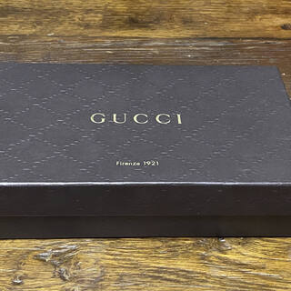 【ネット決済・配送可】新品Gucci財布