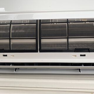FIJITSU冷暖房エアコン10畳　内部洗浄済。