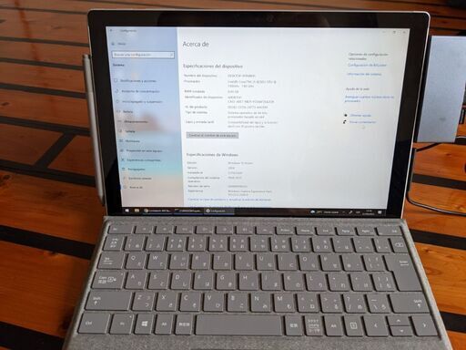 マイクロソフト Surface Pro 6  i5 8gb 256gb SDD + surface ペン + ハブ + マウス + ゲームパッド